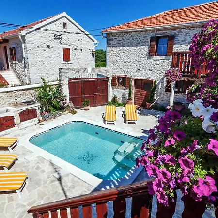 Апартаменты Romantica In Mit Gemeinsamem Pool *