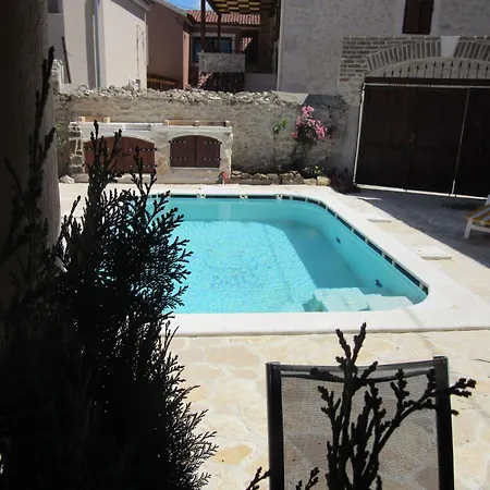 Romantica In Mit Gemeinsamem Pool * Задар