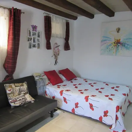 Apartment Romantica In Mit Gemeinsamem Pool Zadar